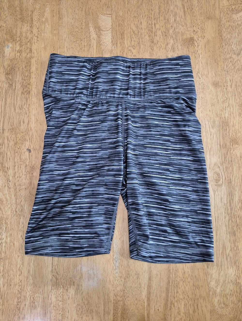 EUC Minibeast Striped Gray High-Waist Biker Shorts Scrunch Butt